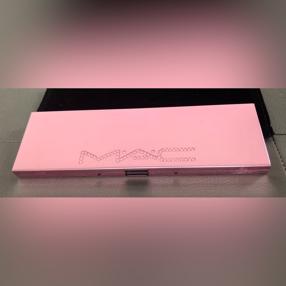 New M.A.C. pink metal mirror compact w eyeshadow lip face powder cream + brushes